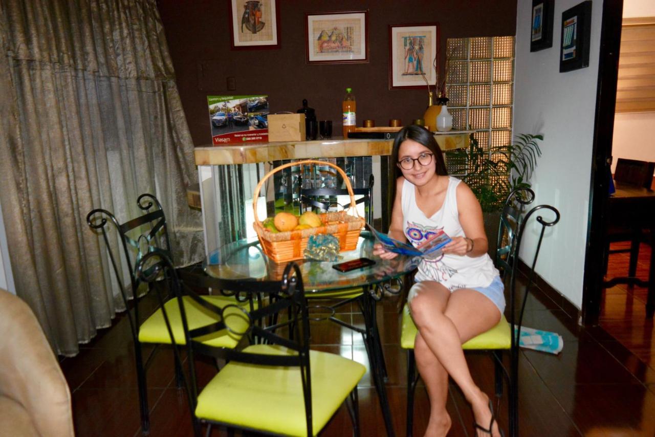 Hostal Villa 97 Γκουαγιακίλ Εξωτερικό φωτογραφία