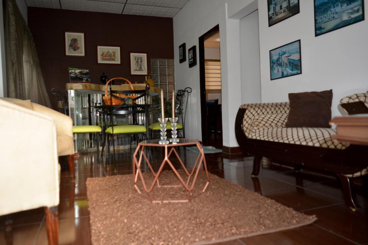 Hostal Villa 97 Γκουαγιακίλ Εξωτερικό φωτογραφία